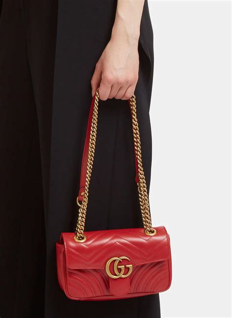 Gucci marmont shoulder bag red